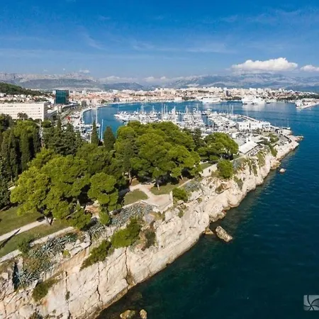 Apartamento Dalmatinos Znjan