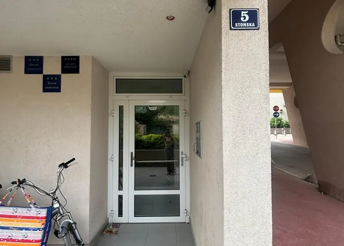 Dalmatinos Znjan Apartamento *