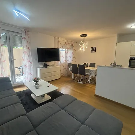 Dalmatinos Znjan Apartment *