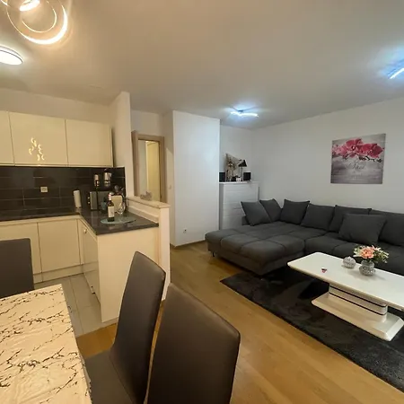 Apartment Dalmatinos Znjan